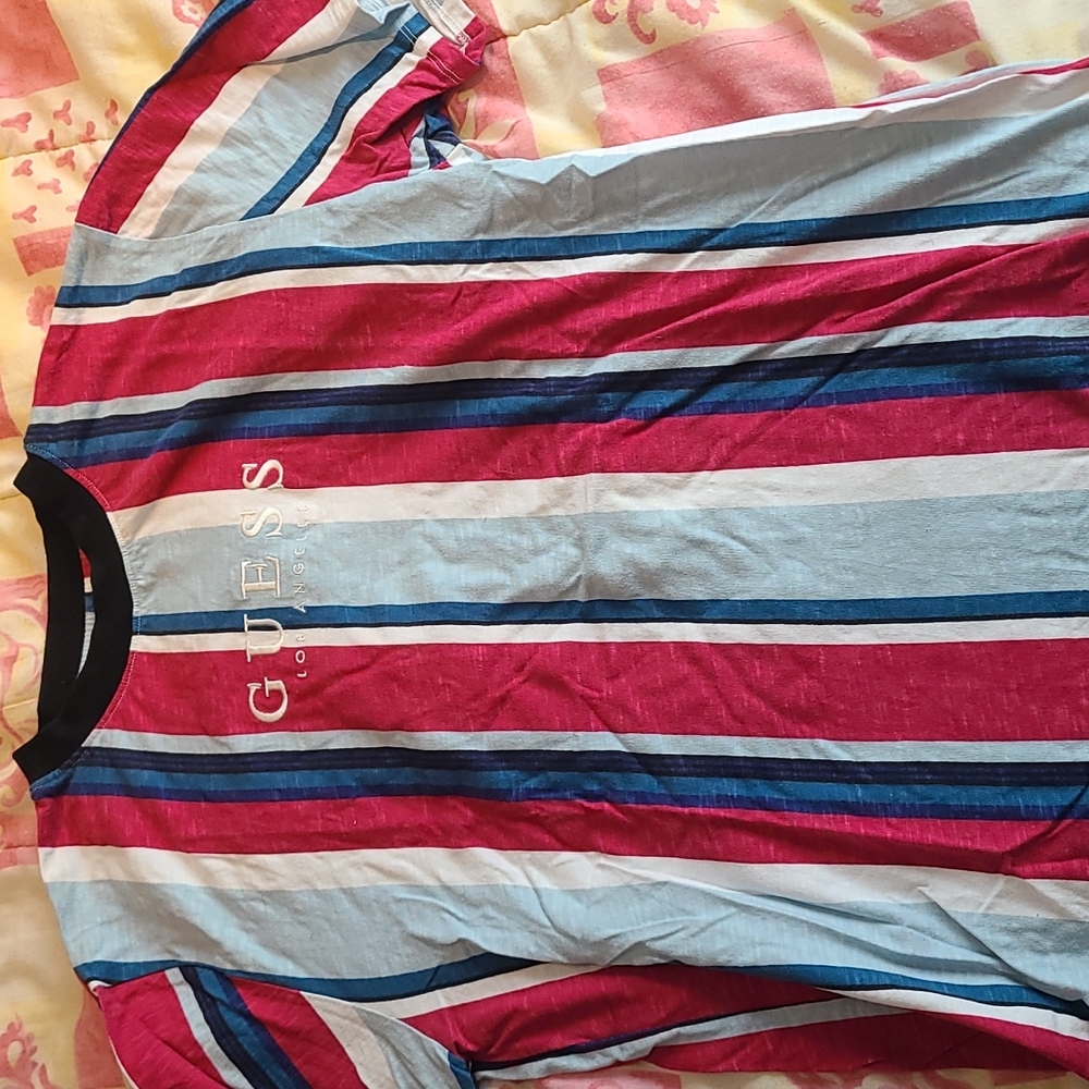 Guess t shirt
